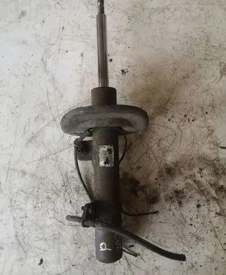 Peugeot 207 Front shock absorber/damper