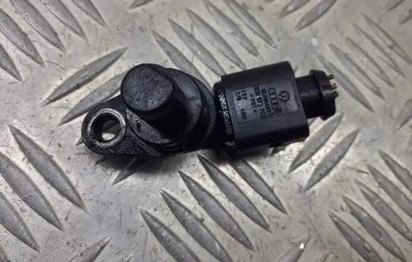 Seat Cordoba (6L) Camshaft speed sensor 036907601E