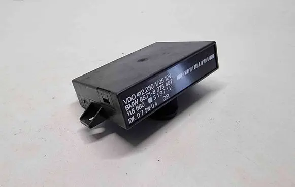 BMW 5 E39 Cruise control unit/module 65718375497 519712 118680