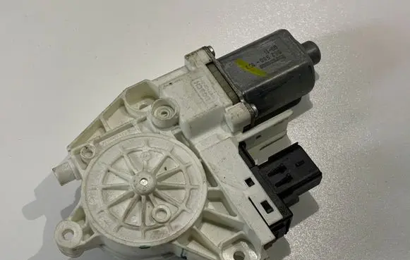 Dodge Journey Front door window regulator motor 962580 962580103 0130822472