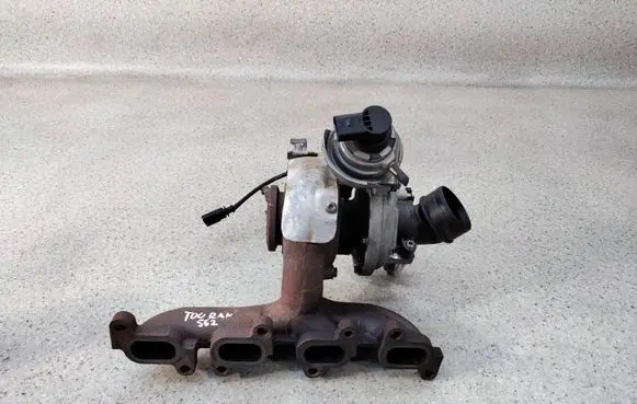 Volkswagen Touran II Turbo 03L253016TAOP1008 03L253016T