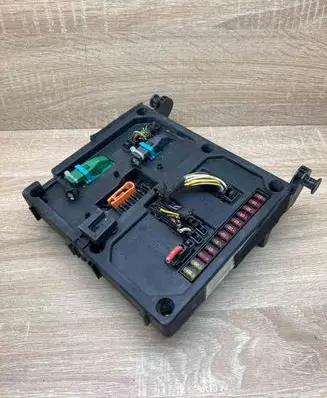 Seat Alhambra (Mk1) Comfort/convenience module 7M0962258J S108145200H 99191