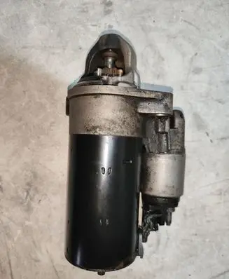 Audi A6 S6 C6 4F Starter motor 1005831496