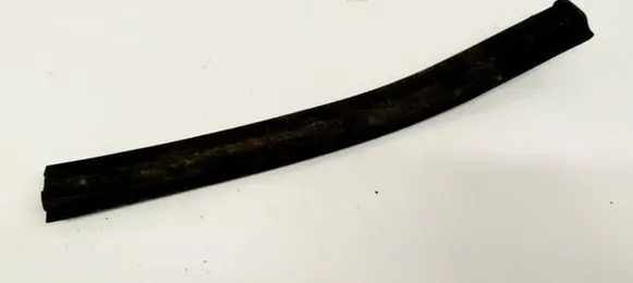 Lexus RX 300 Front door glass trim molding 