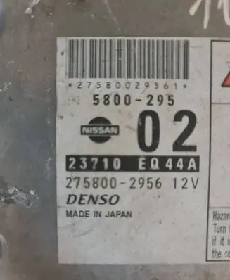 Nissan X-Trail T30 Engine control unit/module 23710EQ44A 5800295 2758002956
