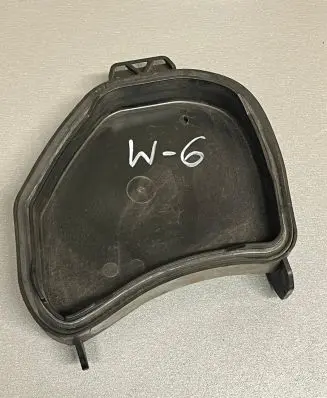 Volkswagen Caddy Headlight/headlamp dust cover 1305239232
