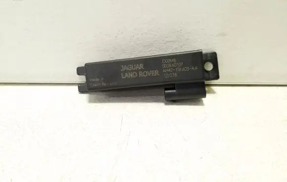 Land Rover Evoque I Keyless system antenna AH4215K603AA
