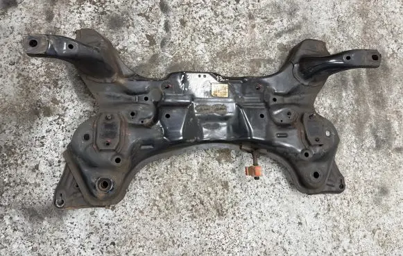 Hyundai i30 Front subframe 62401A6200 13091380208 016B0375X