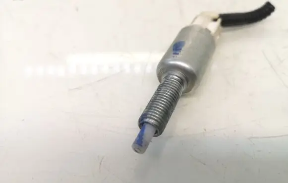 Clutch pedal sensor