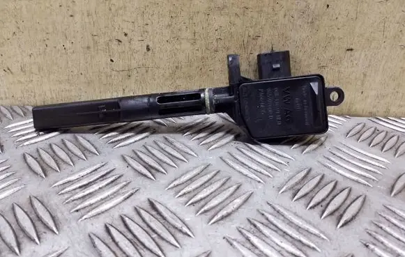 Volkswagen Polo V 6R Oil level sensor 045907660D 00813401