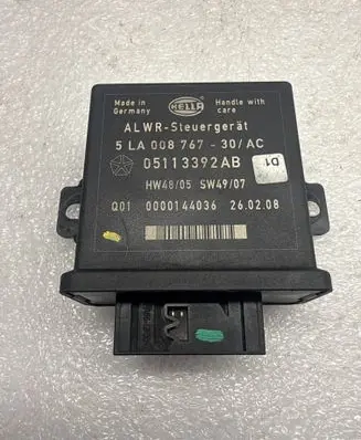 Chrysler Grand Voyager V Light module LCM 5LA008767 0000144036 05113392AB