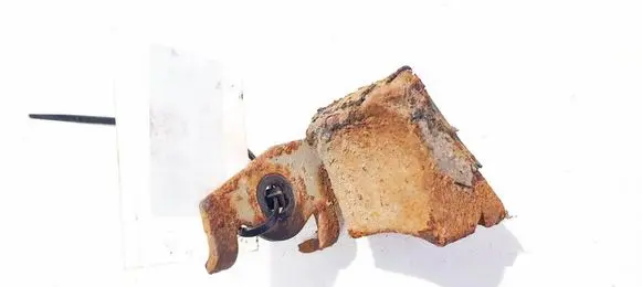 Mazda 3 I Engine mount bracket 