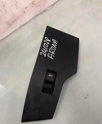 Seat Arona Electric window control switch 6f1867172
