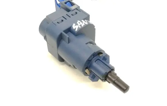 Clutch pedal sensor