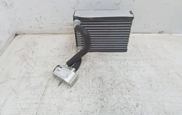 Volvo XC90 Air conditioning (A/C) radiator (interior) 