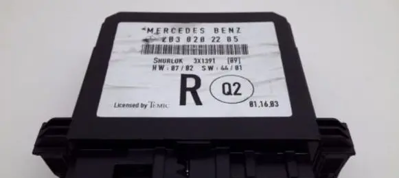 Mercedes-Benz C W203 Door control unit/module A2038202285