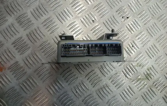 SsangYong Rodius Other control units/modules 8716121101 97RA010035 A000224