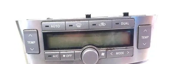 Toyota Avensis T250 Air conditioner control unit module 55900-05202