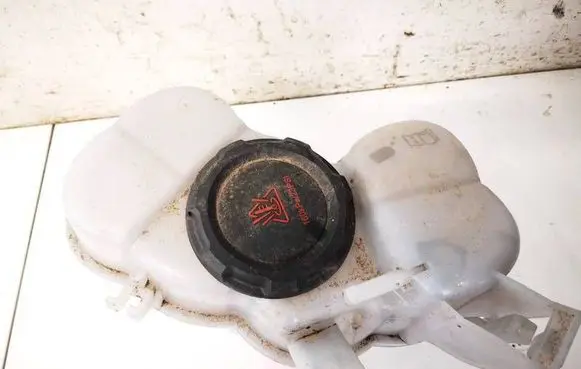 Audi Q4 e-tron Coolant expansion tank/reservoir 1EA121407H