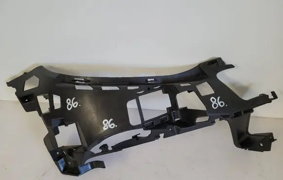 Mercedes-Benz E W213 Front bumper mounting bracket A2138851165