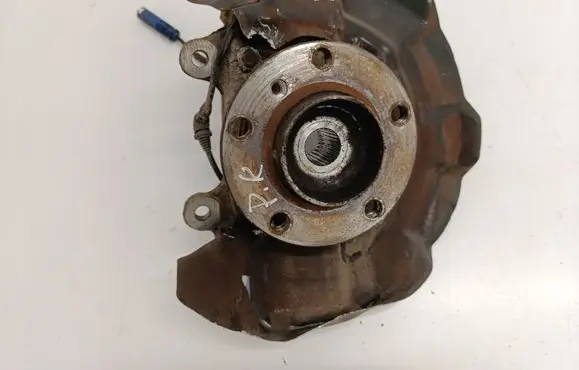 Mini Paceman (R61) Front wheel hub