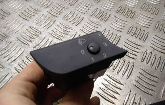 Audi A4 S4 B7 8E 8H Headlight level height control switch 8E2919094