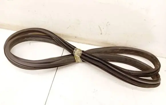 Opel Astra G Rubber seal front coupe door