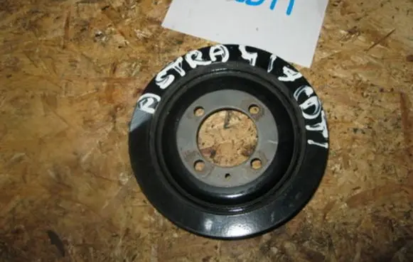 Opel Astra J Crankshaft pulley