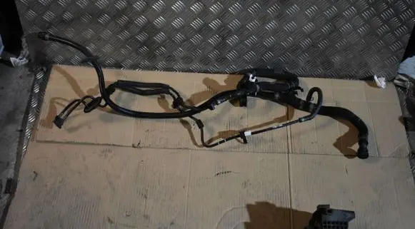 Mercedes-Benz GLE W167 Engine coolant pipe/hose