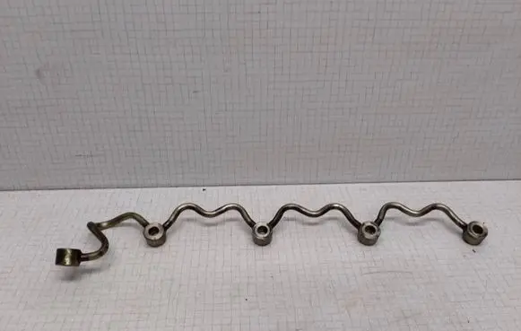 Toyota Avensis T250 Fuel return line/hose 