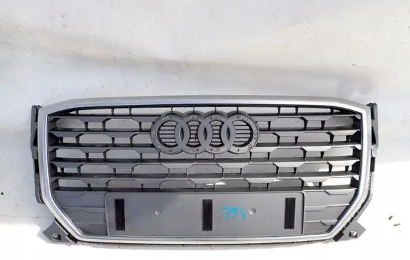 Audi Q2 - Front bumper upper radiator grill 81a853651