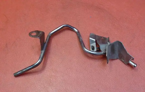 Nissan X-Trail T30 Engine coolant pipe/hose