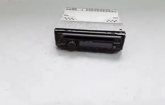 KIA Carens II Radio/CD/DVD/GPS head unit E130310075 1761203