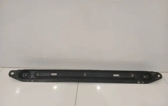 Citroen DS5 Bottom radiator support slam panel 