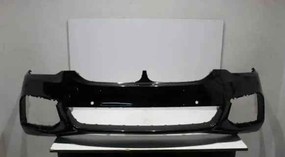 BMW 5 G30 G31 Front bumper 8064928 72758411 5111