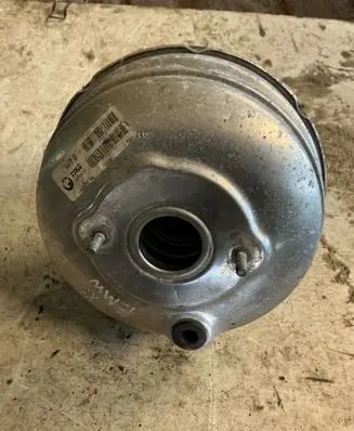 BMW X5 E53 Brake booster 293403547061 00122704103315