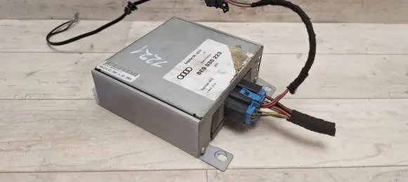 Audi A4 S4 B7 8E 8H Sound amplifier 8E9035223 B66316 1380214