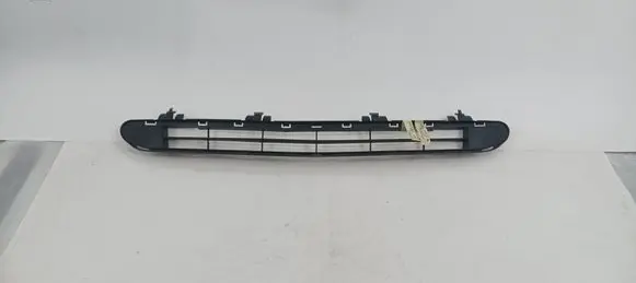 Peugeot 508 Front bumper lower grill 9686571377 2006987