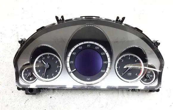 Mercedes-Benz E C207 W207 Speedometer (instrument cluster) A2129004313