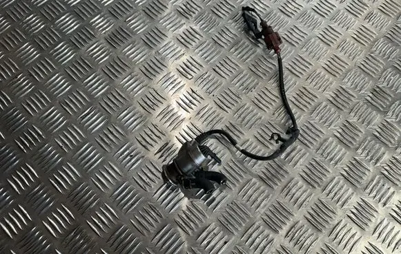 Volkswagen Tiguan AdBlue injector 04L131113P