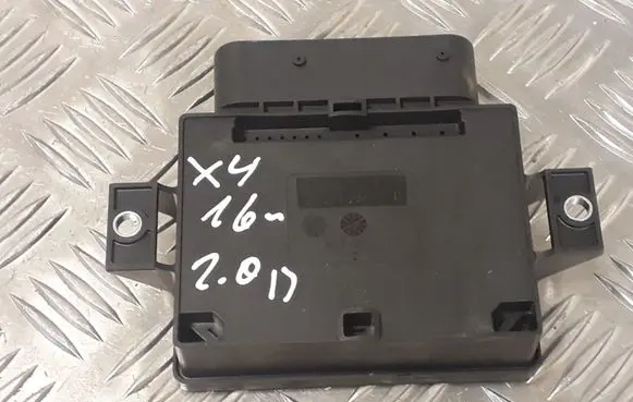 BMW X4 F26 Hand brake control module 32620301