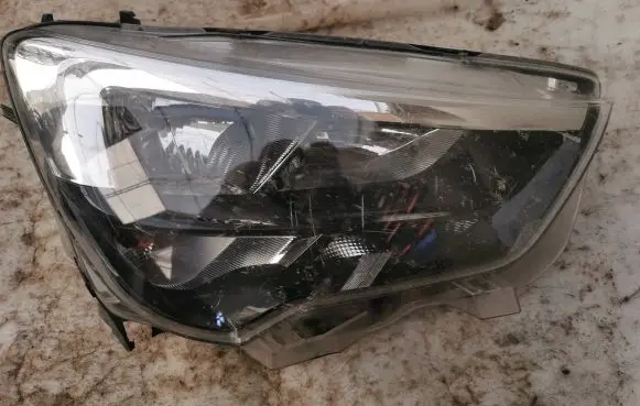 Opel Combo E Headlight/headlamp 9816825480 16808