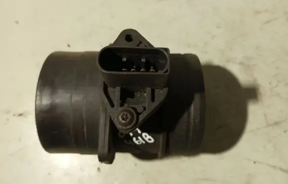 Audi A3 S3 8P Mass air flow meter 074906461B 0281002461