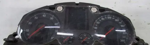 Volkswagen PASSAT B6 Speedometer (instrument cluster) 3C0920870K