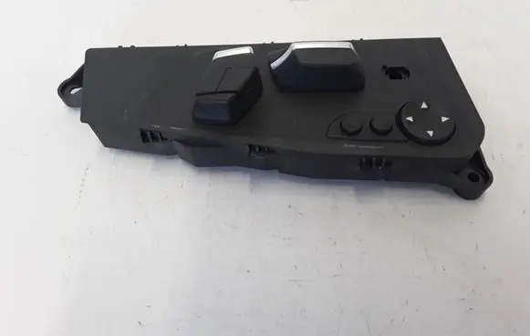 BMW 5 F10 F11 Seat control switch 9163270