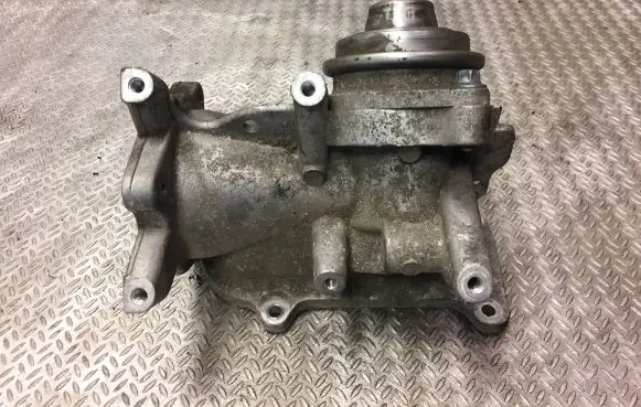 Mercedes-Benz A W169 EGR valve 6401401160 A6401401160
