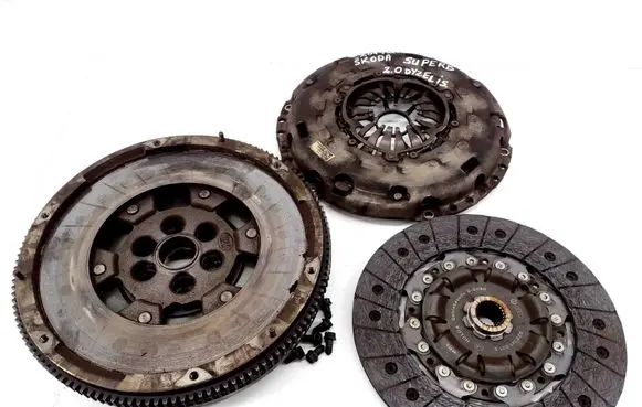 Skoda Superb B8 (3V) Clutch set kit 04L141025 022141031S
