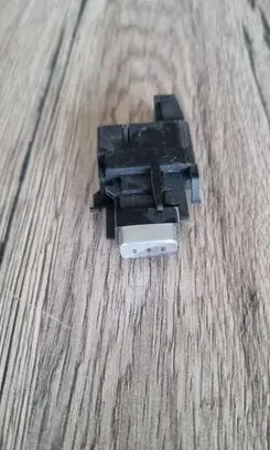 Mercedes-Benz S W223 Central locking switch button A2239058206 20976LKS