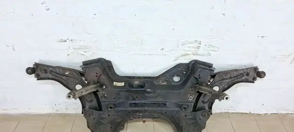 Peugeot 308 Front subframe 7CTG65