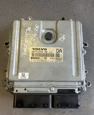 Volvo C30 Engine control unit/module 30771550AB 0281012103